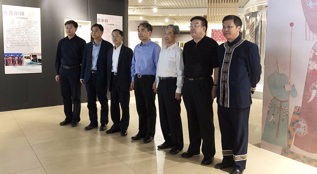 1527816449524198.jpg 新网站-新闻头条内页-锦绣中华4.jpg